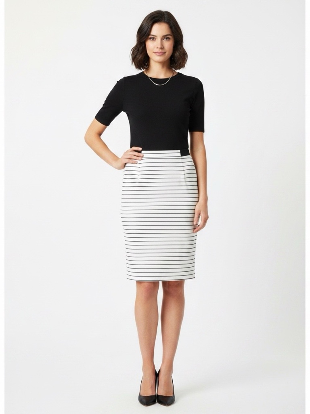 Nwt Macy’s Nine West Film Noir Stretch Pencil Skirt in Black and Ivory Stripe 14